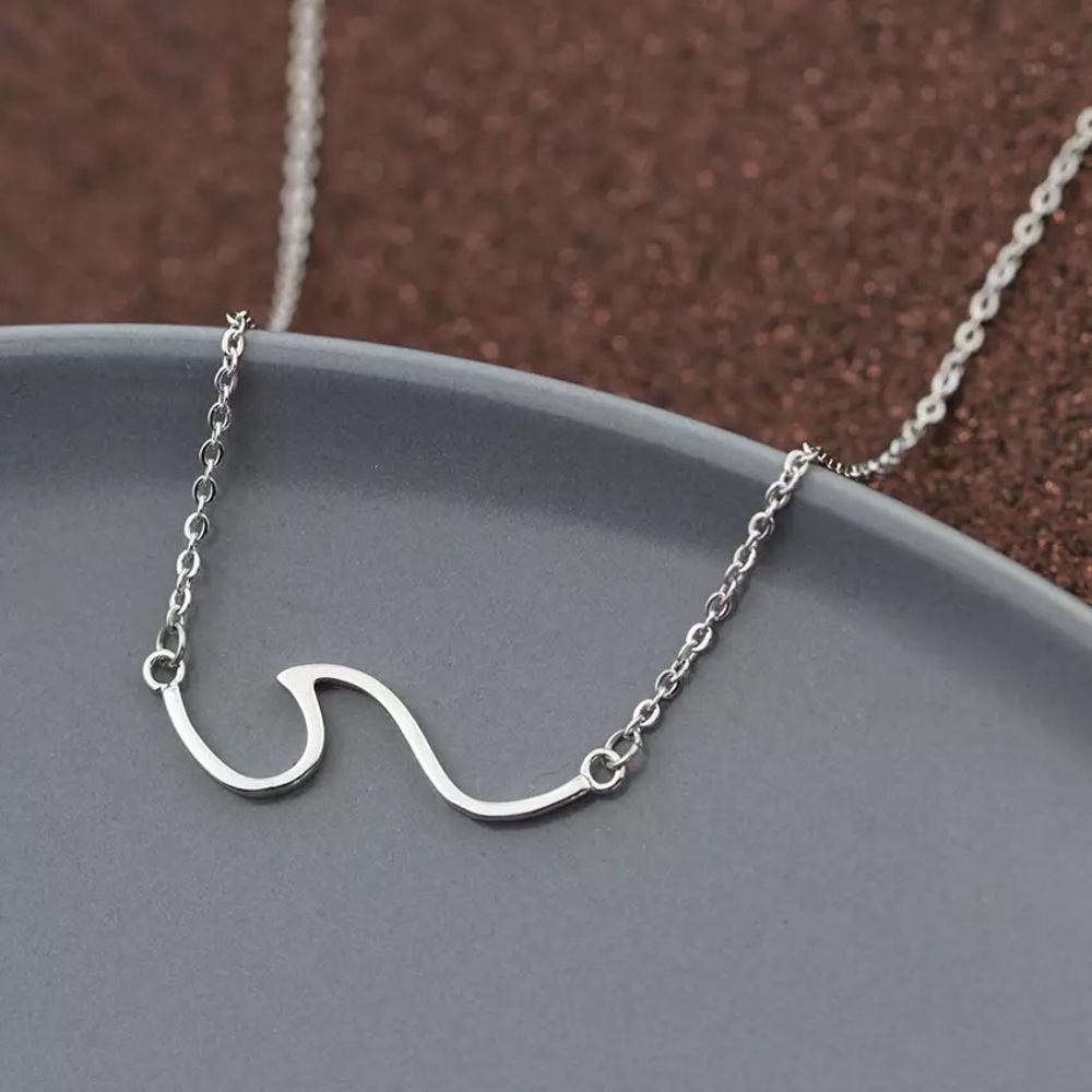 Wave Necklace